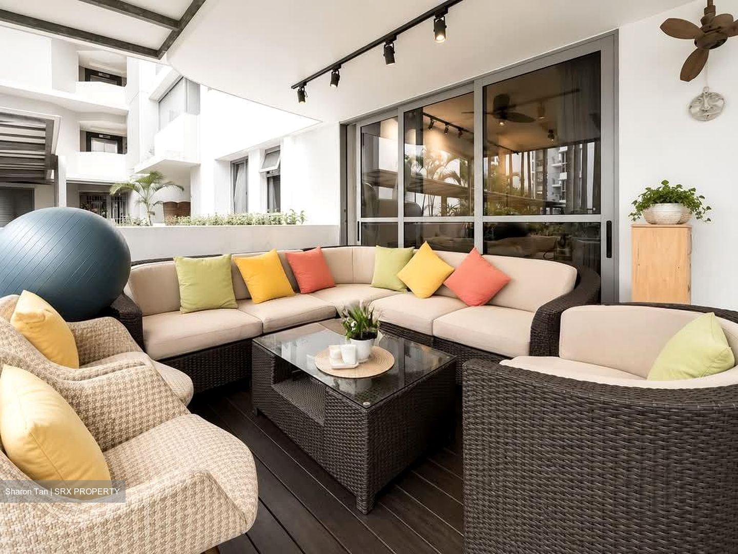 Arc at Tampines (D18), Condominium #592431021